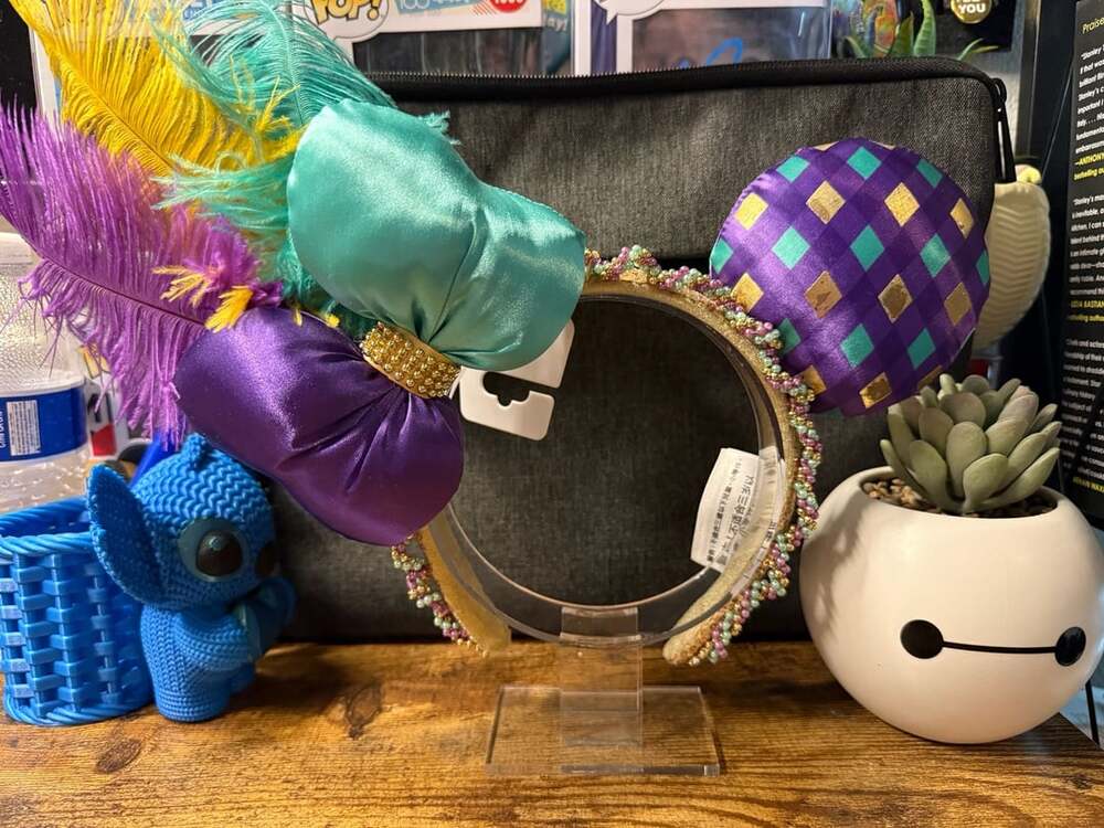 Disney Parks Mardi Gras Minnie Mouse Ears Headband